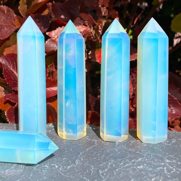 Opalite Crystal Tower - Picture 2 of 2